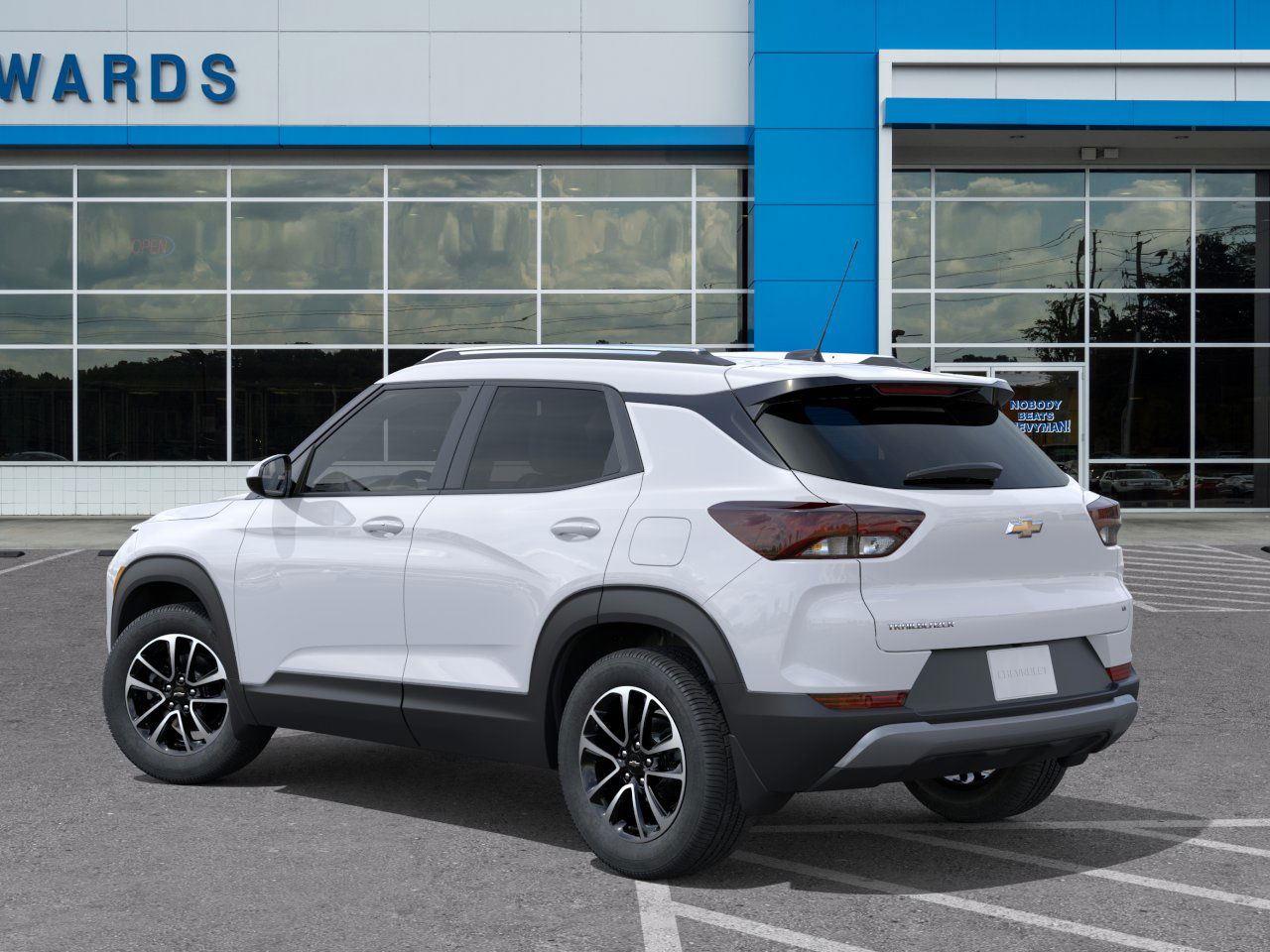 2026 Chevrolet Trailblazer LT photo 2