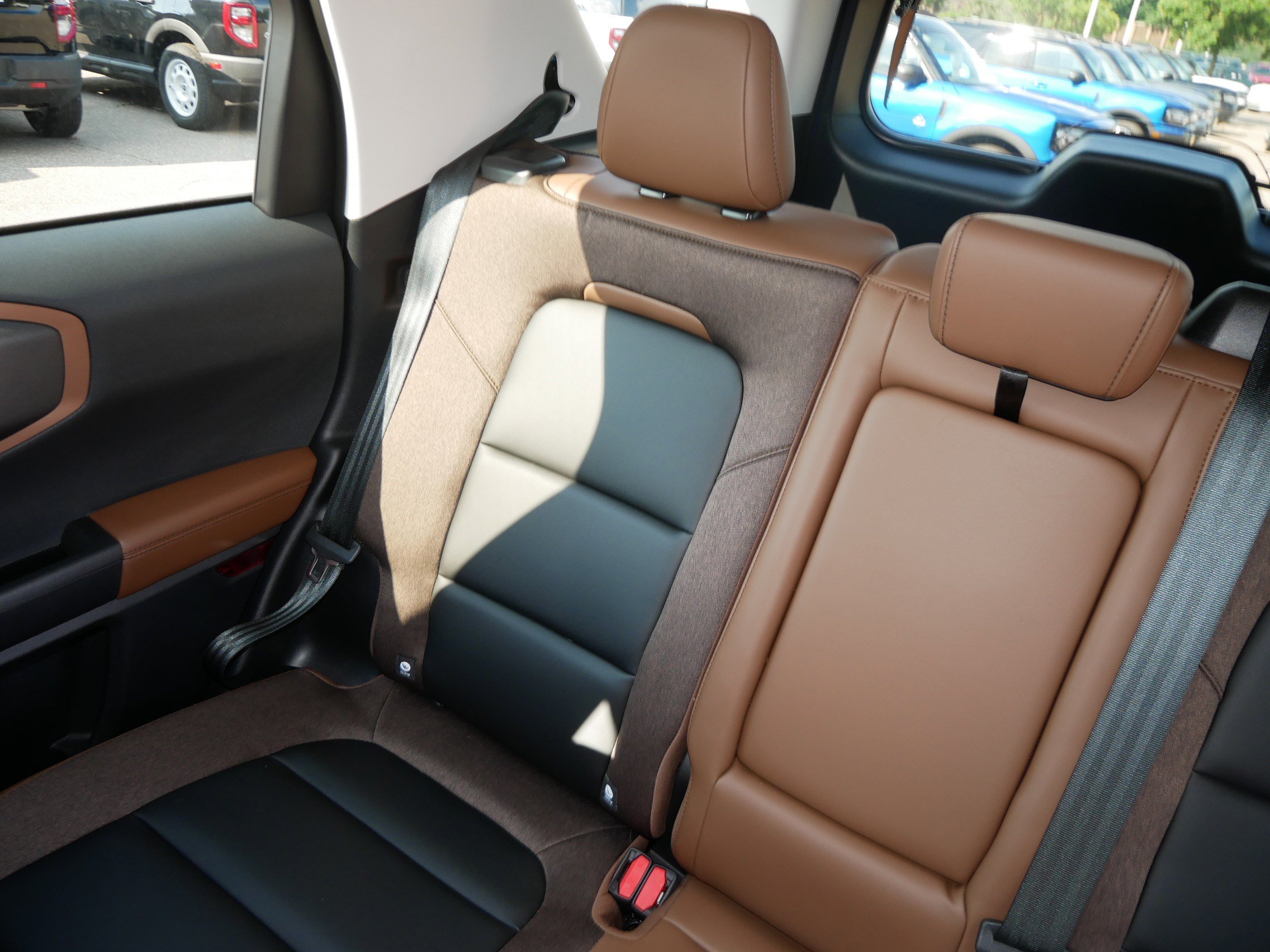 2025 Ford Bronco Sport Outer Banks photo 12