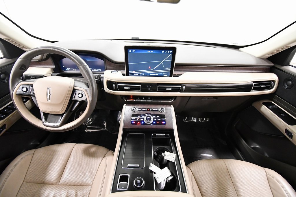 2022 Lincoln Aviator Reserve photo 2