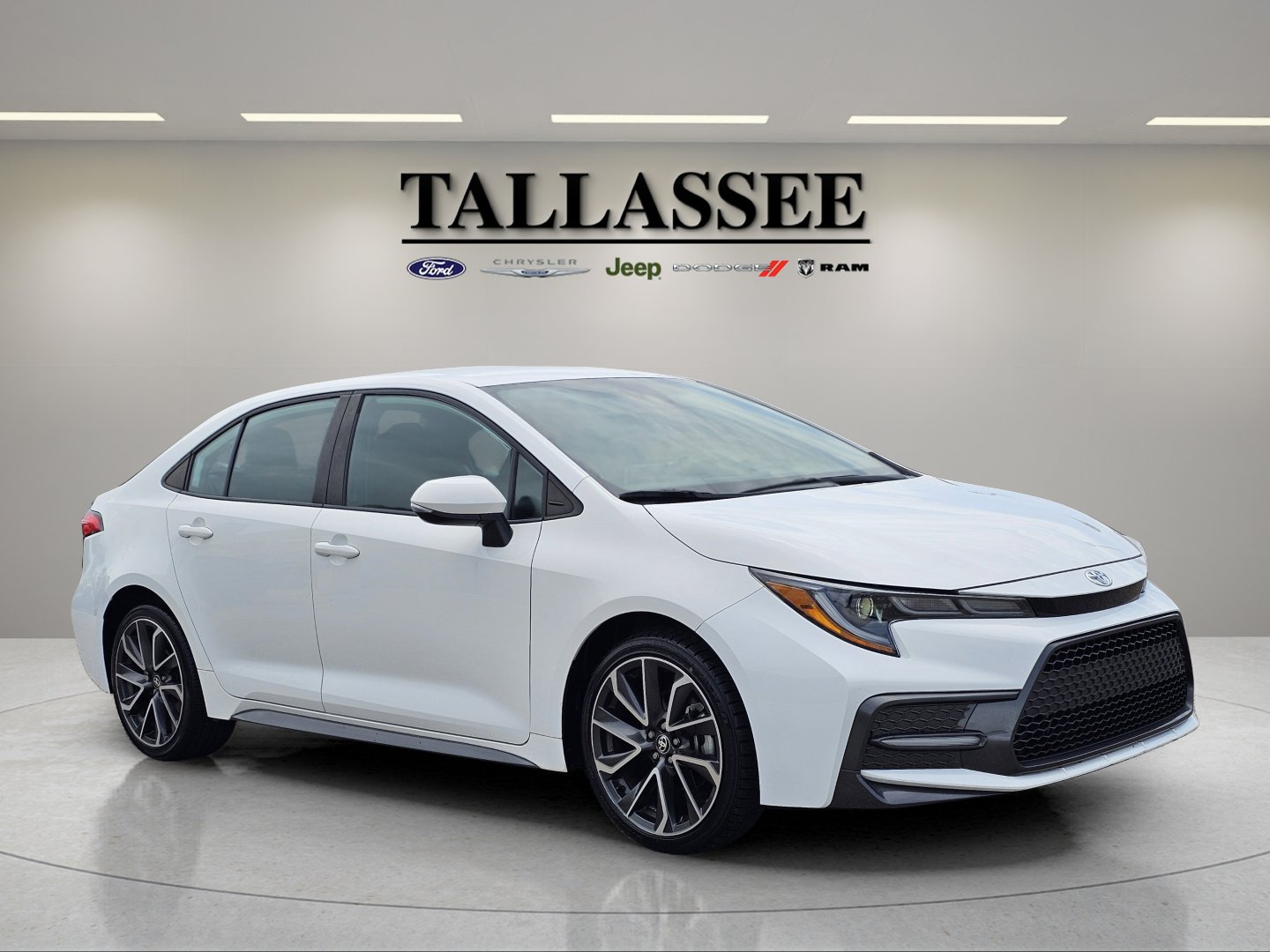 2020 Toyota Corolla SE photo 4