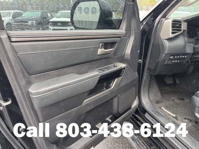 2023 Toyota Tundra Limited photo 4