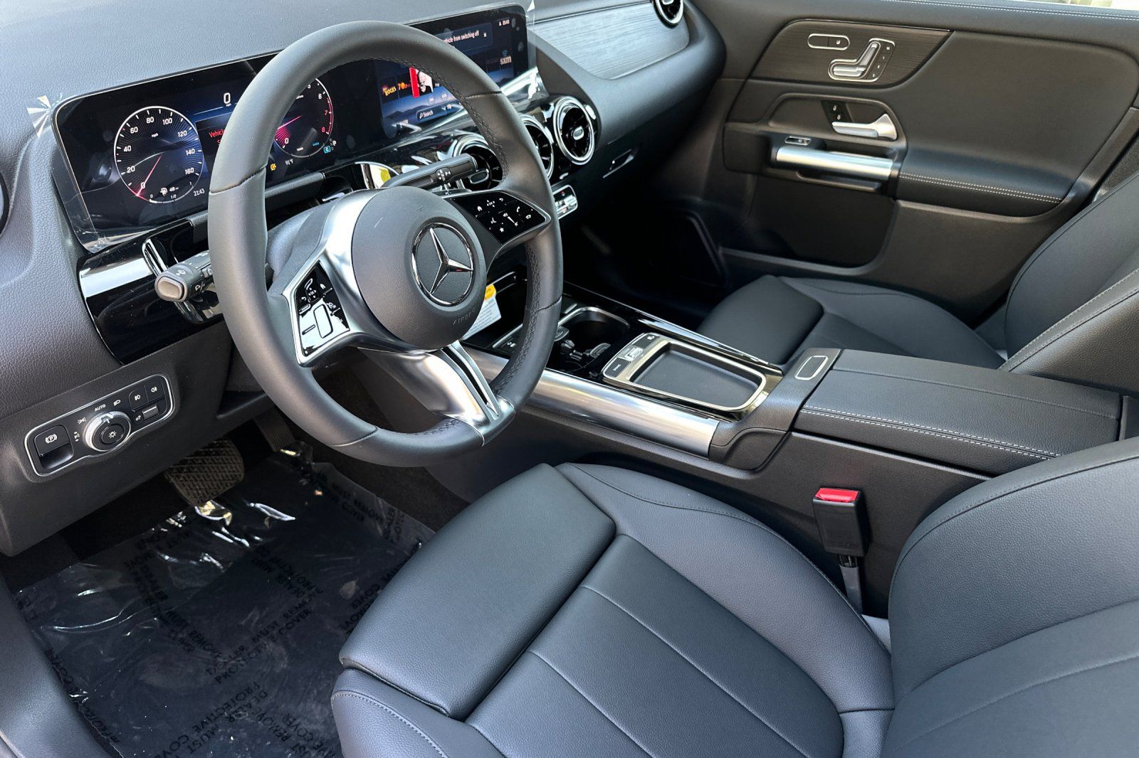 2026 Mercedes Benz GLA 250 photo 9