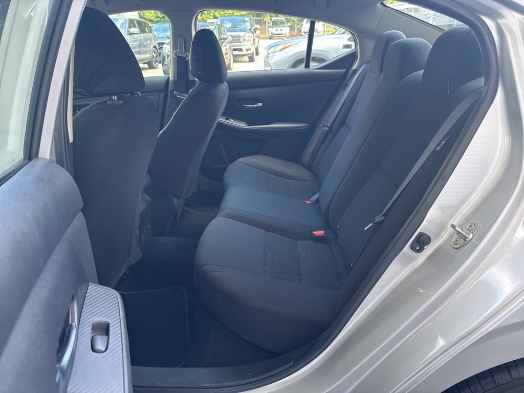 2022 Nissan Sentra S photo 5