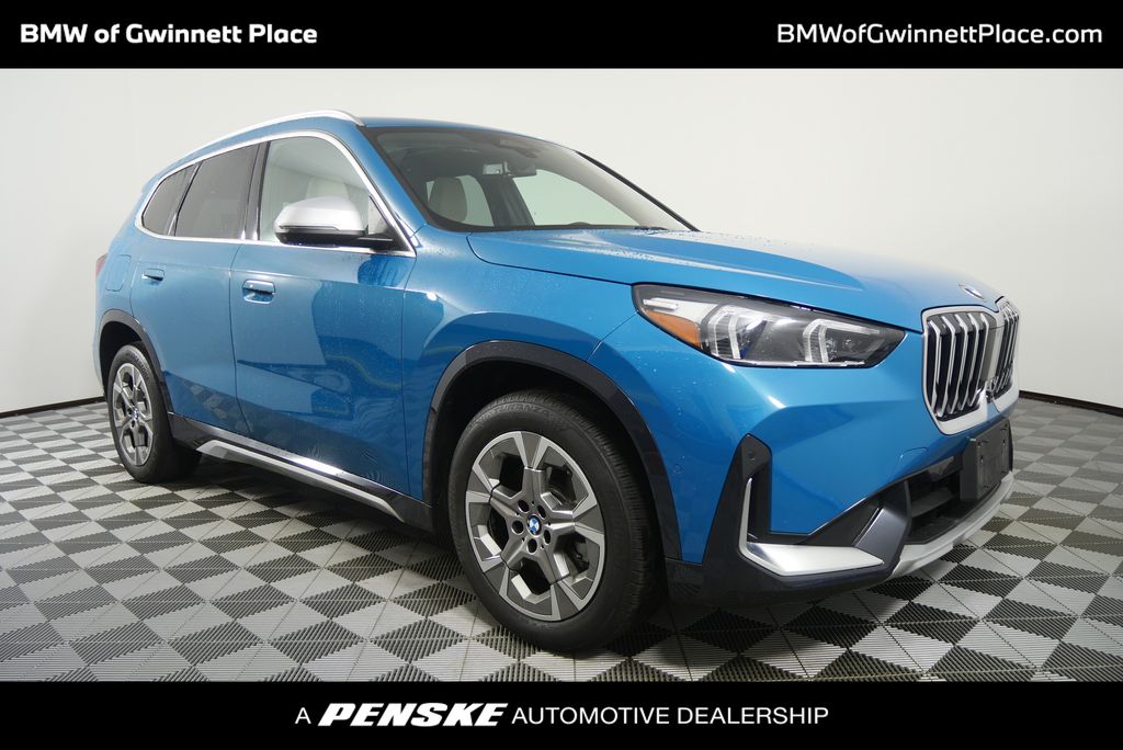 2023 BMW X1 28i's photo