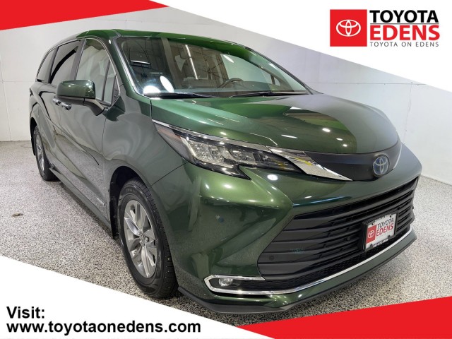 Toyota on Edens | Toyota Dealer in Northbrook, IL