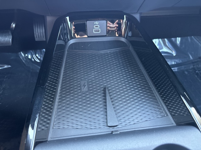 2025 Ford Mustang Mach-E Premium photo 26