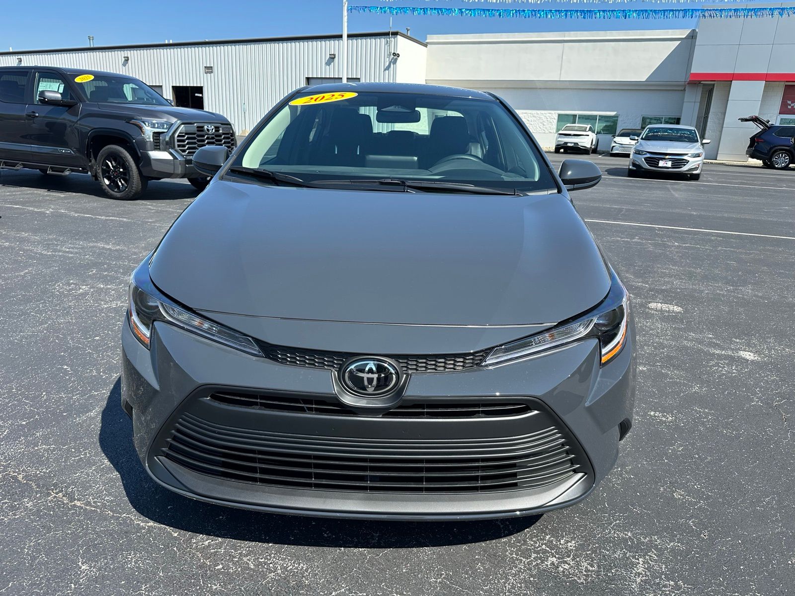 2025 Toyota Corolla LE photo 8