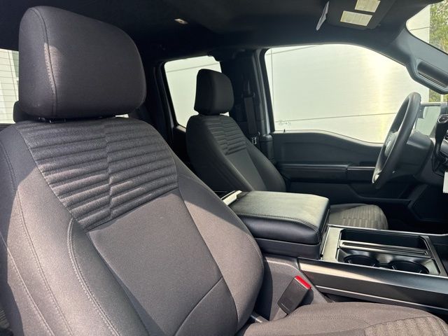 2023 Ford F-150 XL photo 25
