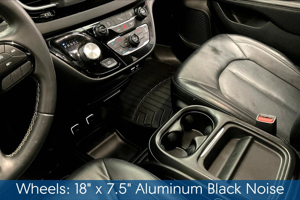 2018 Chrysler Pacifica Touring L photo 13