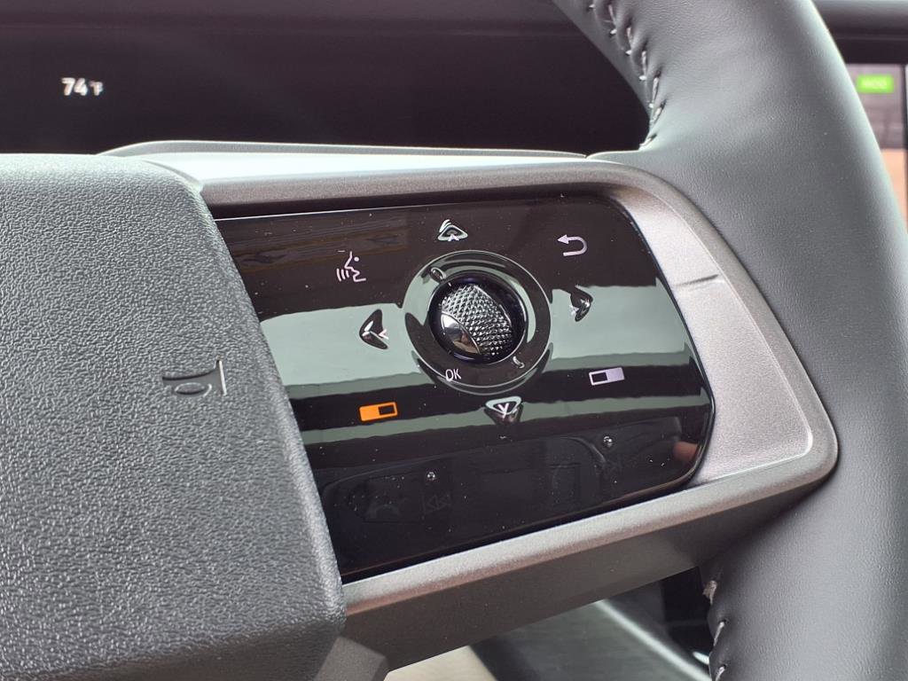 2025 Nissan Murano SL photo 15