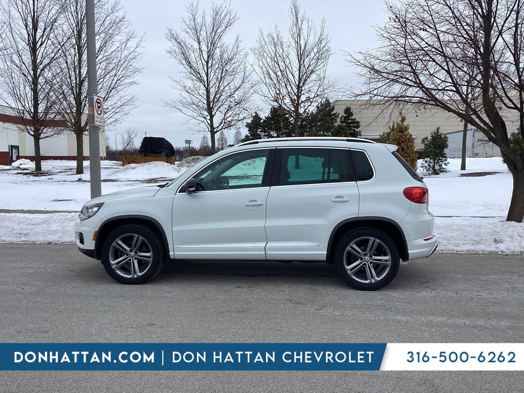 Used 2017 Volkswagen Tiguan Sport with VIN WVGTV7AX9HK027809 for sale in Park City, KS