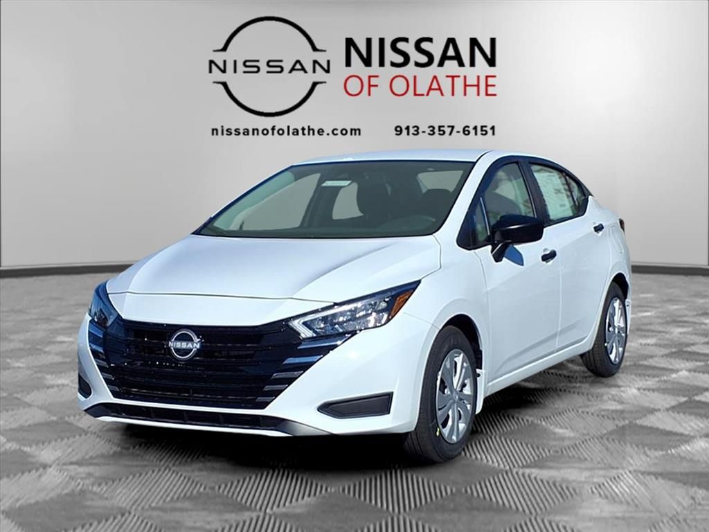 2025 Nissan Versa Sedan S's photo