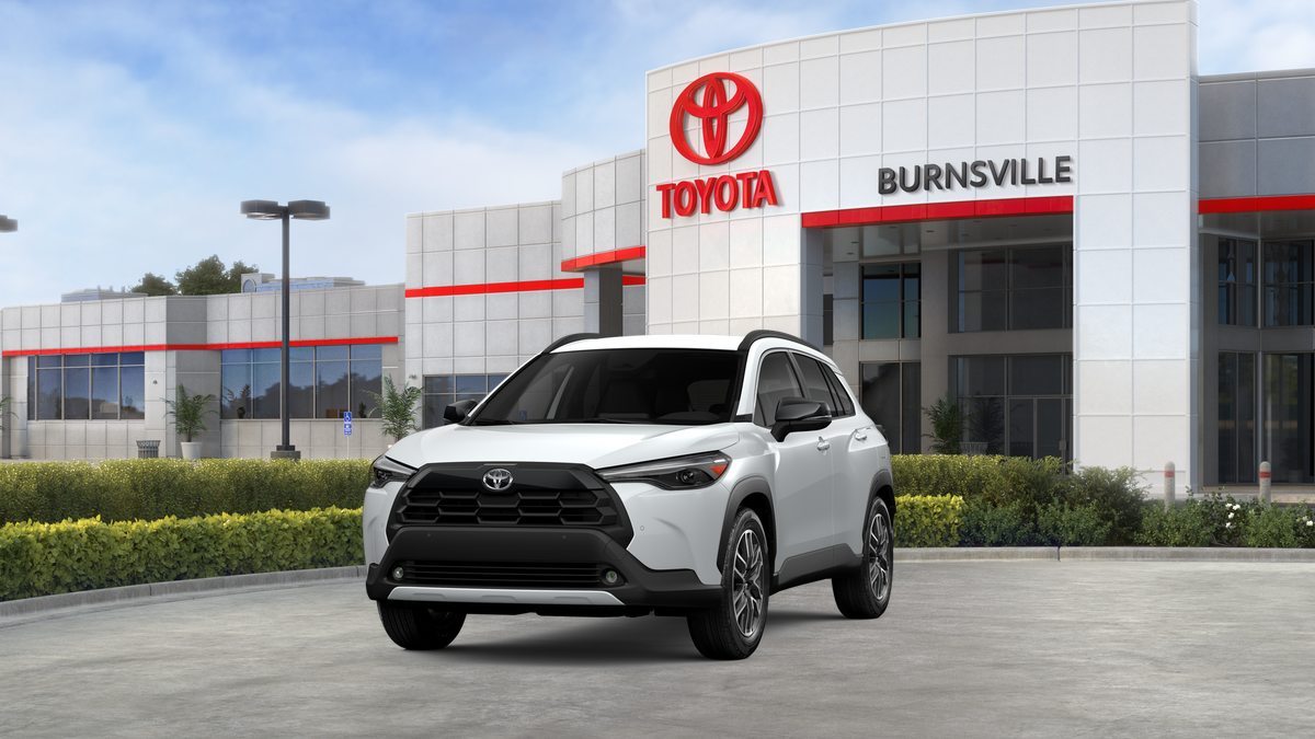 2026 Toyota Corolla Cross XLE photo 3