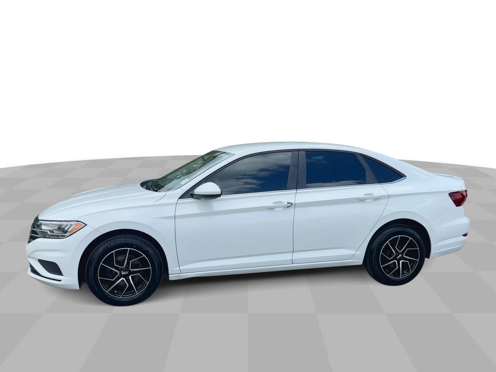 2019 Volkswagen Jetta R-Line photo 2