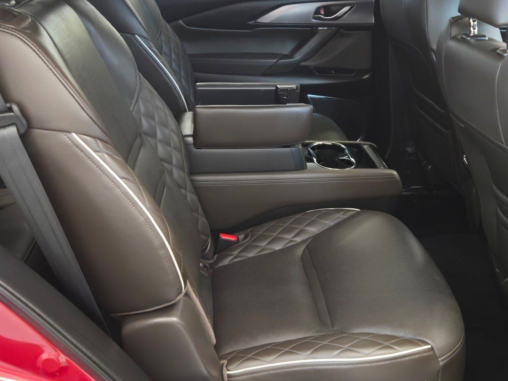 2022 Mazda CX-9 Signature photo 28