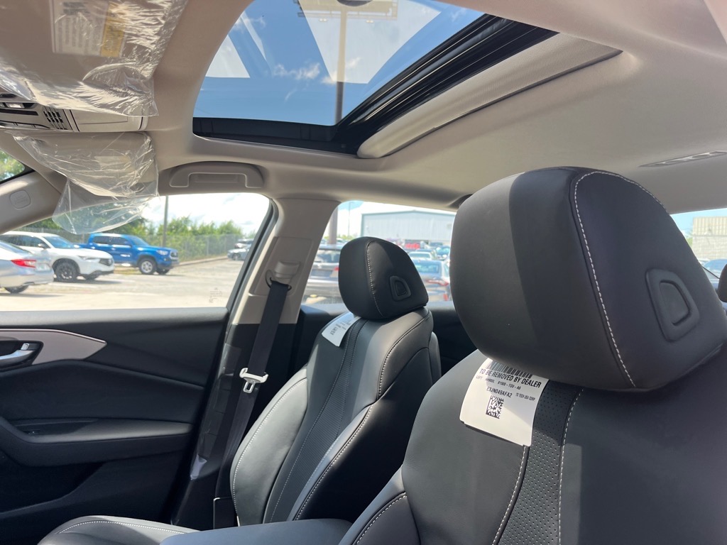 2025 Acura TLX Technology photo 6