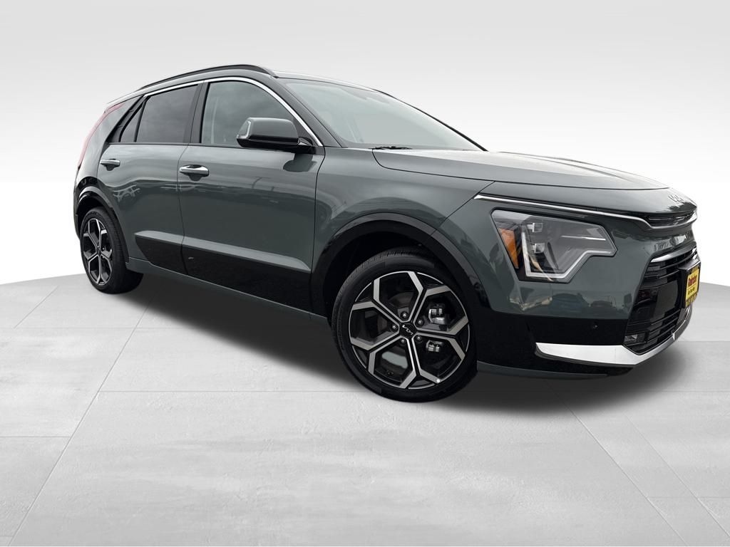 2025 Kia Niro SX Touring's photo