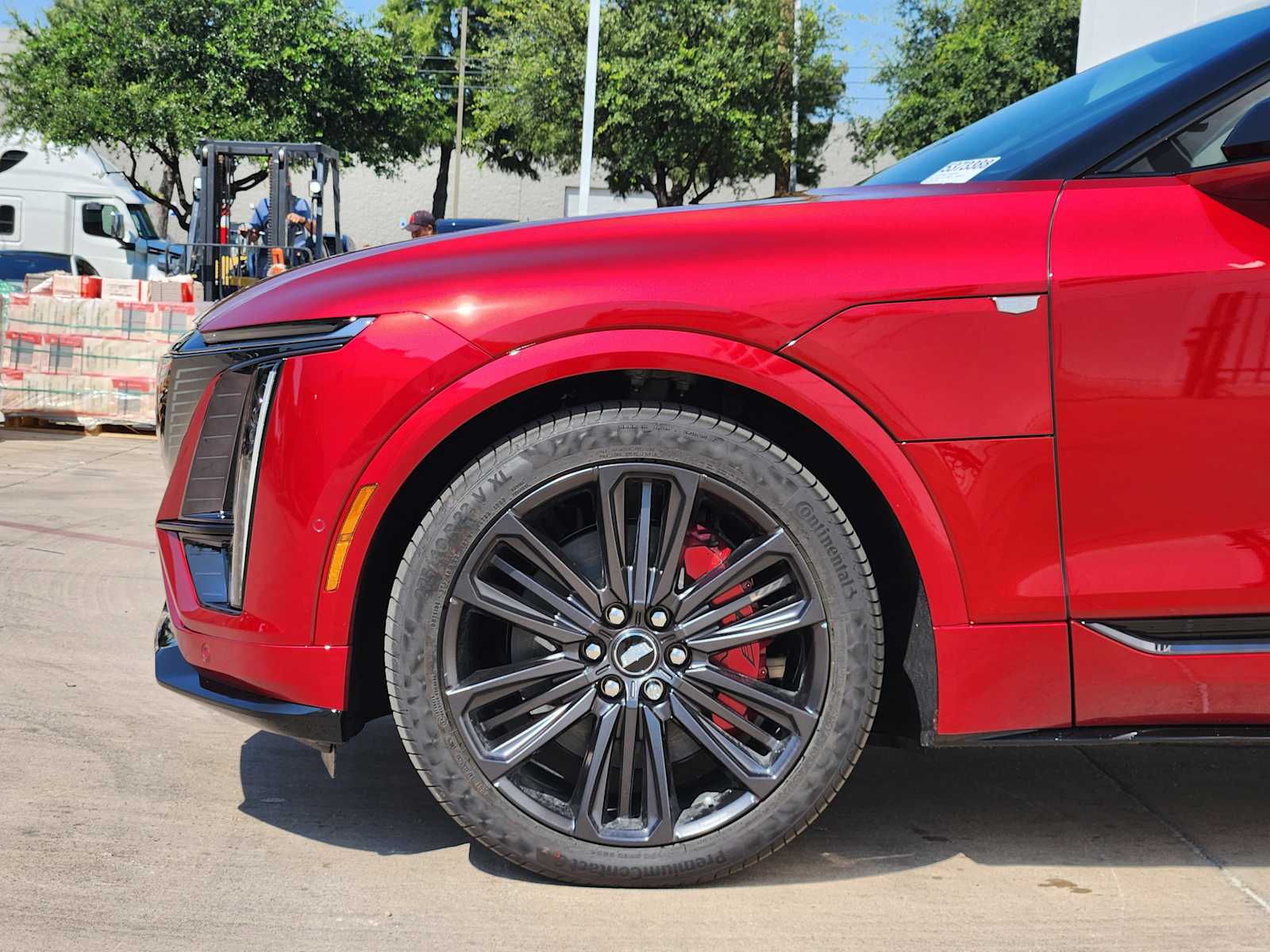 2026 Cadillac Lyriq photo 3