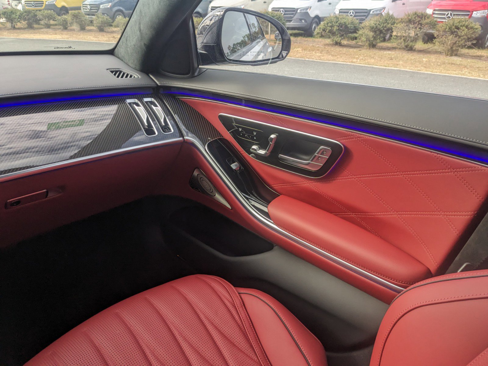 2024 Mercedes Benz S AMG 63 e 4MATIC photo 17