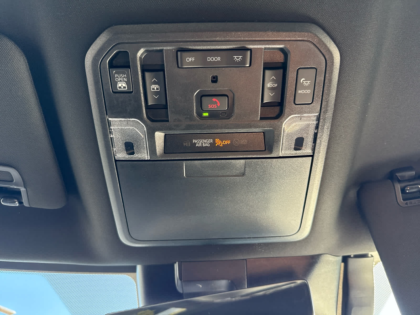 2025 Toyota Tundra Platinum CrewMax photo 25