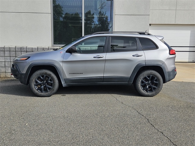 Used 2015 Jeep Cherokee Trailhawk with VIN 1C4PJMBS9FW626511 for sale in Milledgeville, GA