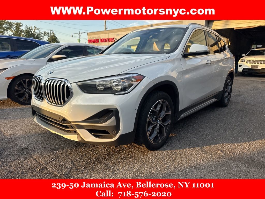 2022 BMW X1 28i's photo
