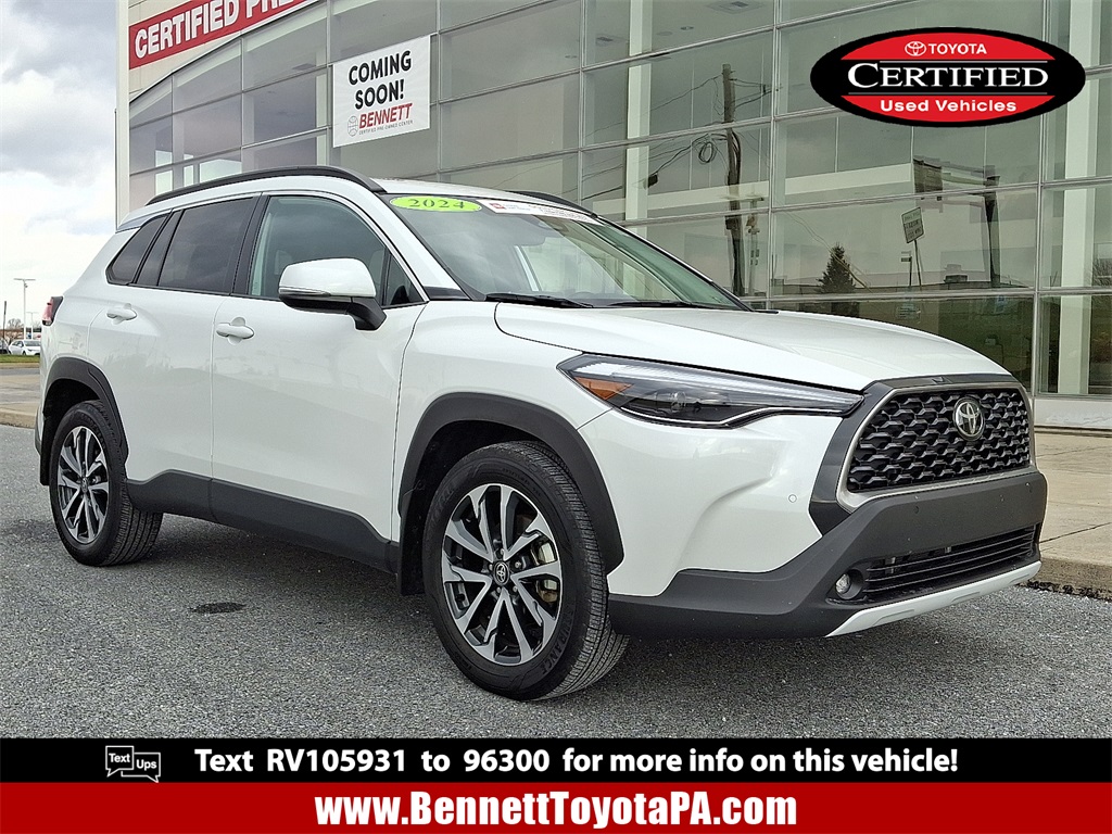 2024 Toyota Corolla Cross XLE's photo