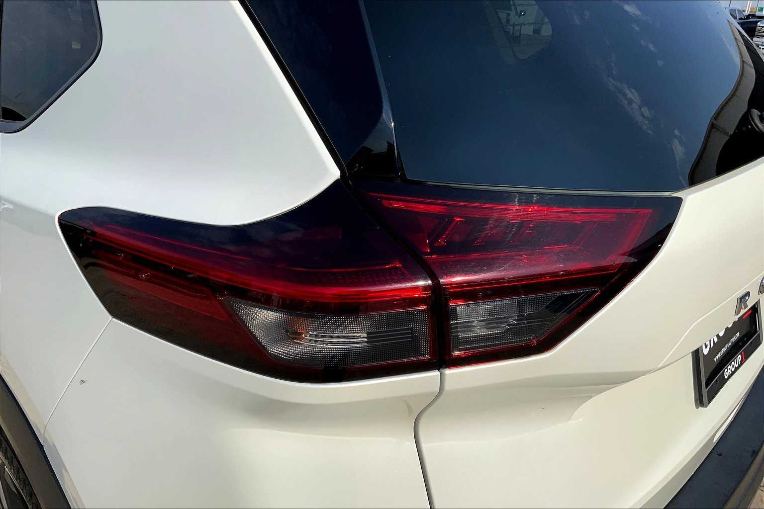 2023 Nissan Rogue SL photo 24