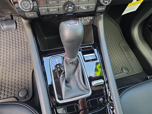 2025 Jeep Compass Latitude photo 15