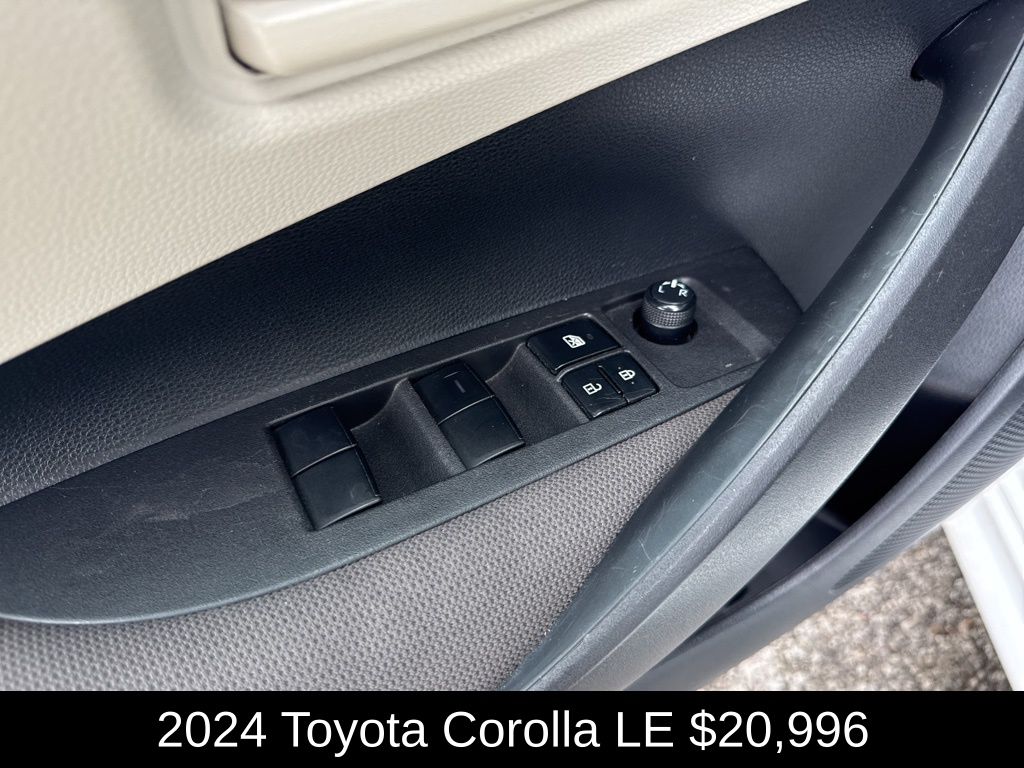 2024 Toyota Corolla LE photo 11