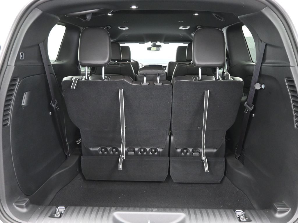 2026 Chrysler Pacifica photo 9