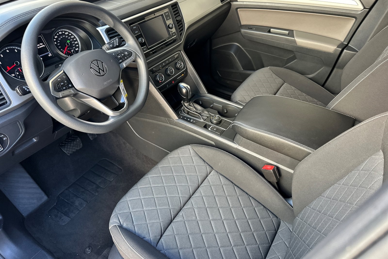 2021 Volkswagen Atlas Cross Sport photo 9