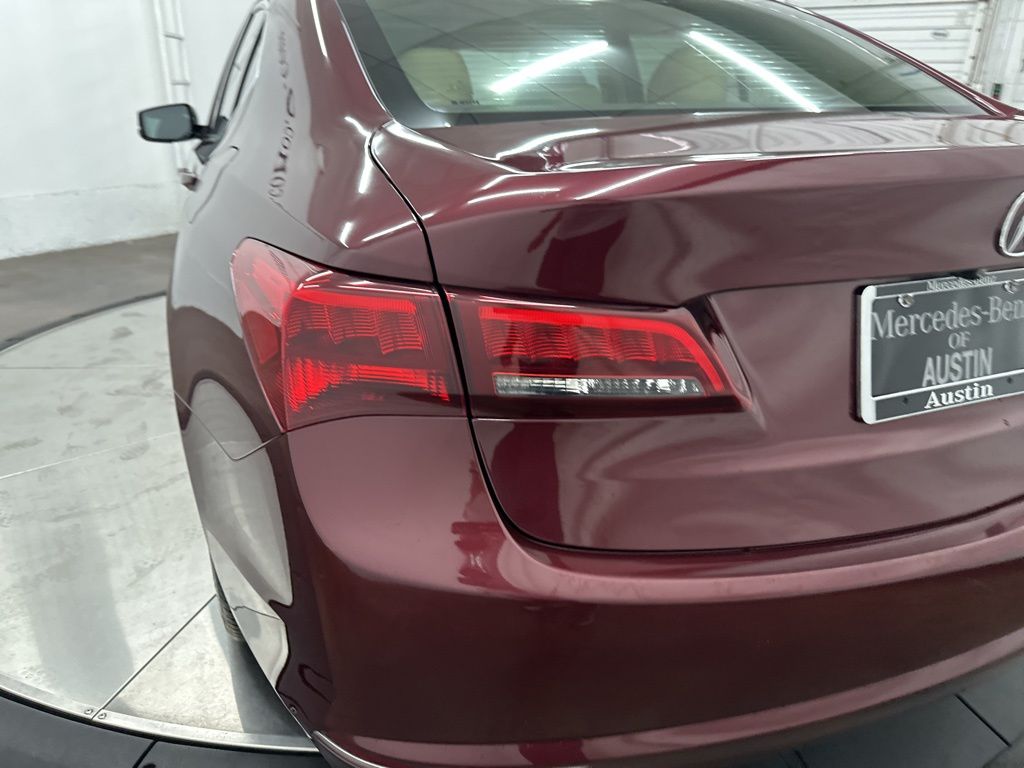 2016 Acura TLX Technology photo 25