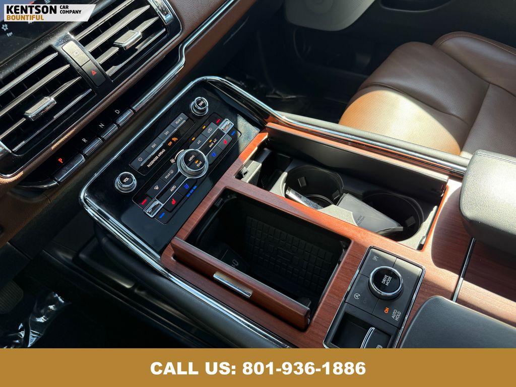 2022 Lincoln Navigator L Reserve photo 25
