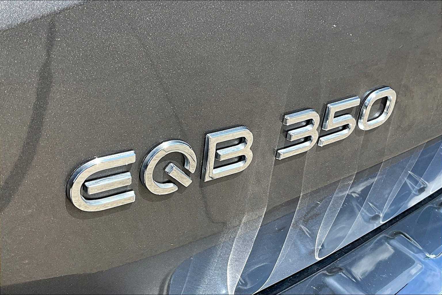 2022 Mercedes Benz EQB 350 4MATIC photo 9