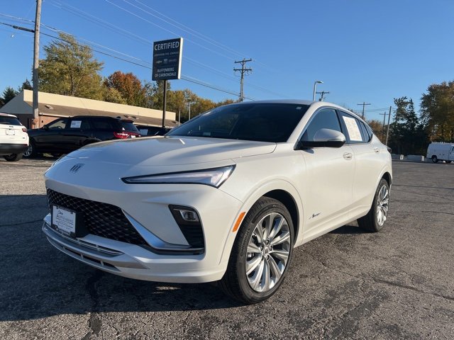 2025 Buick Envista Avenir's photo