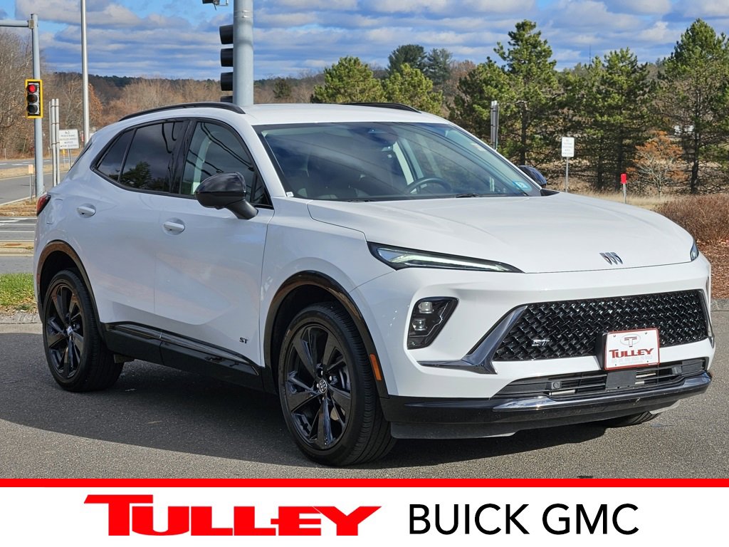 2025 Buick Envision Sport Touring's photo