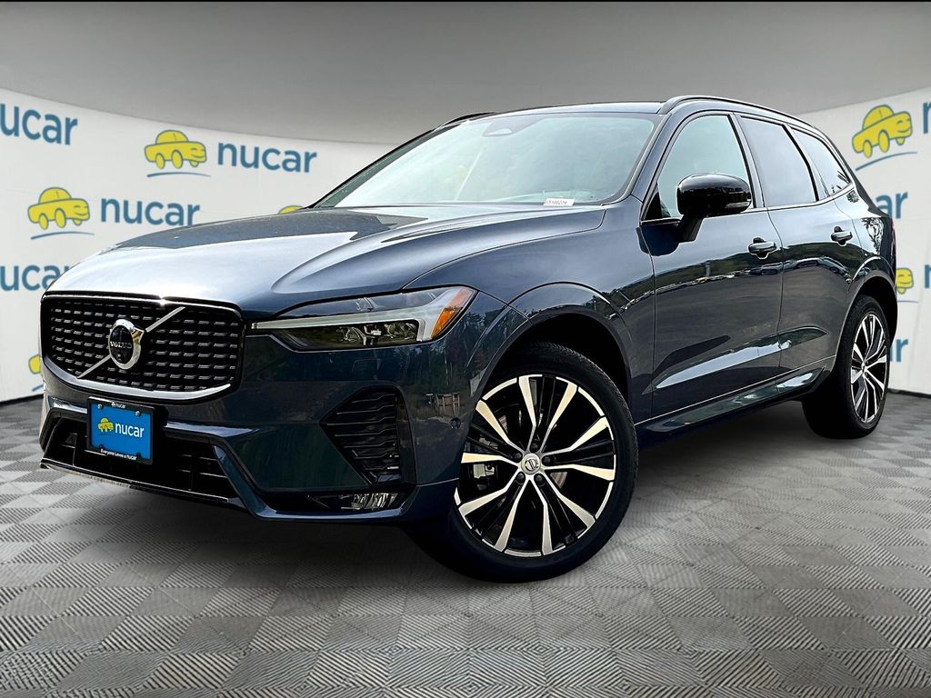 2025 Volvo XC60 B5 Plus photo 3