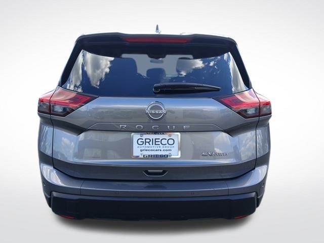 2024 Nissan Rogue SV photo 4
