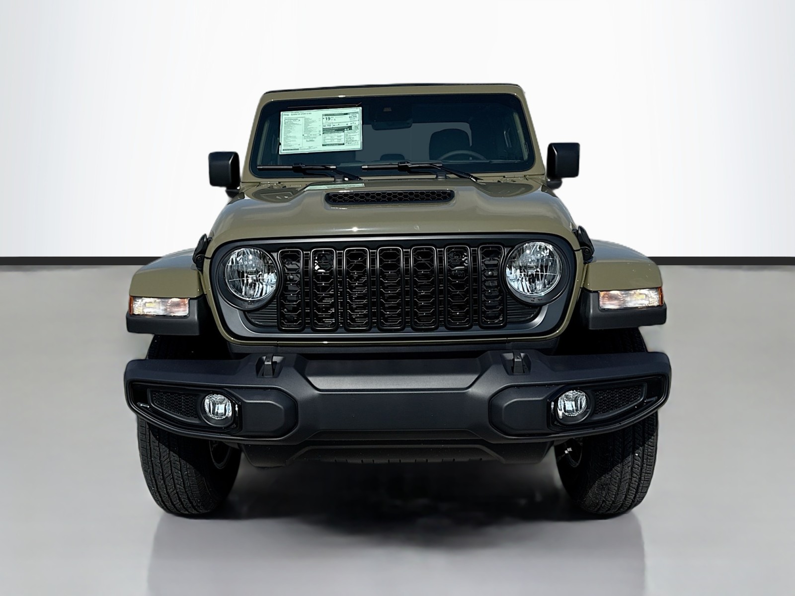 2025 Jeep Gladiator Sport S photo 2