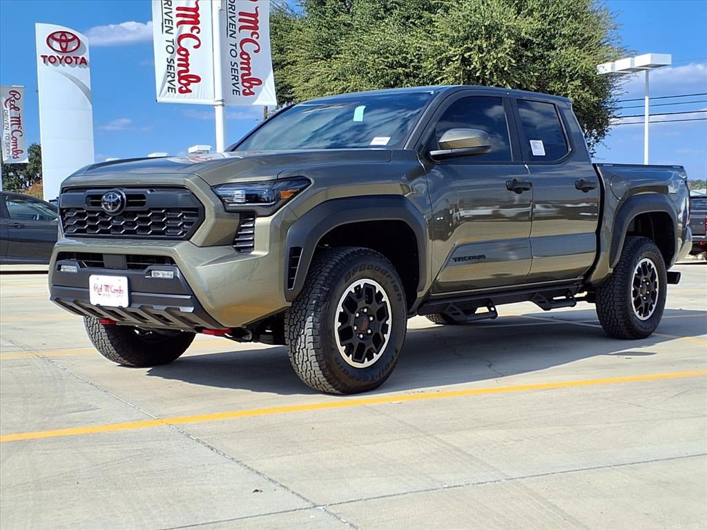 2025 Toyota Tacoma TRD Off Road's photo