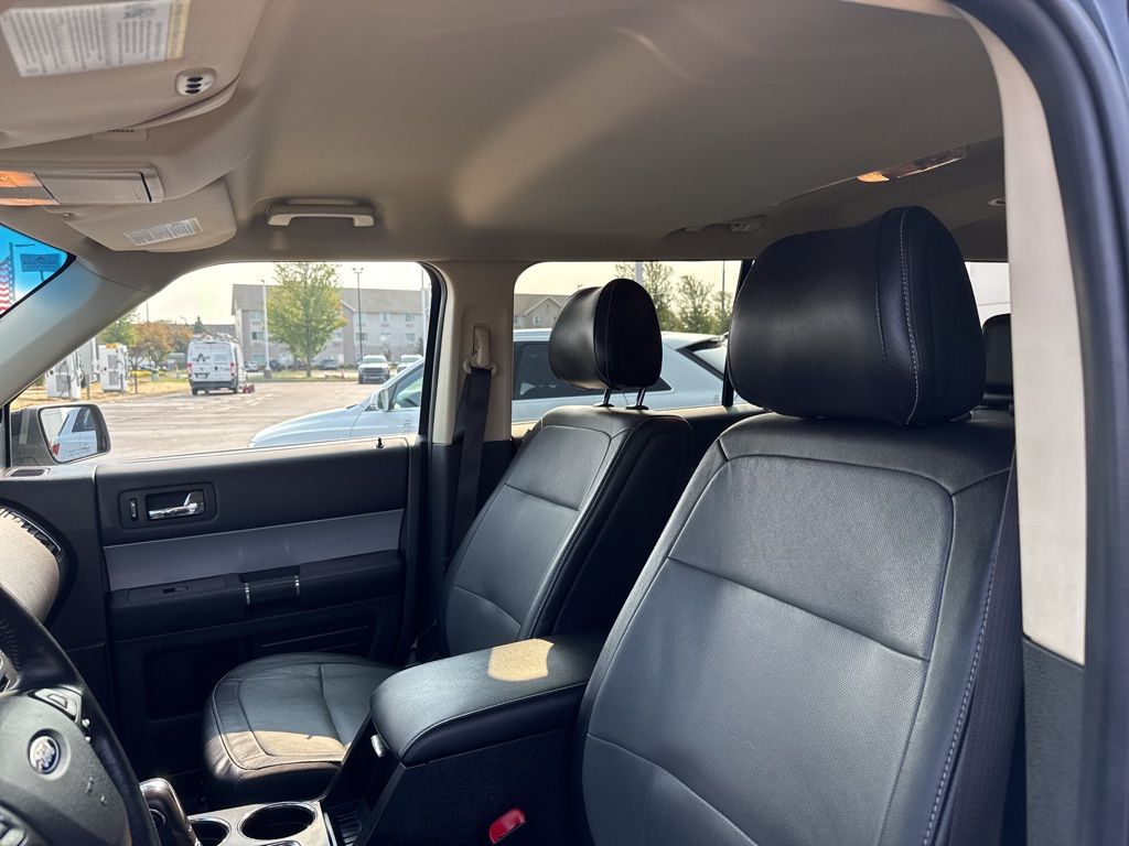 2014 Ford Flex SEL photo 23