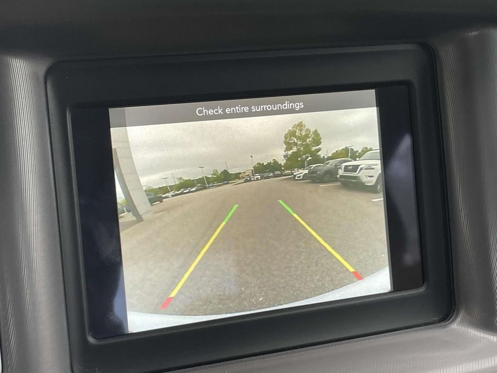 2022 Dodge Charger SXT photo 19