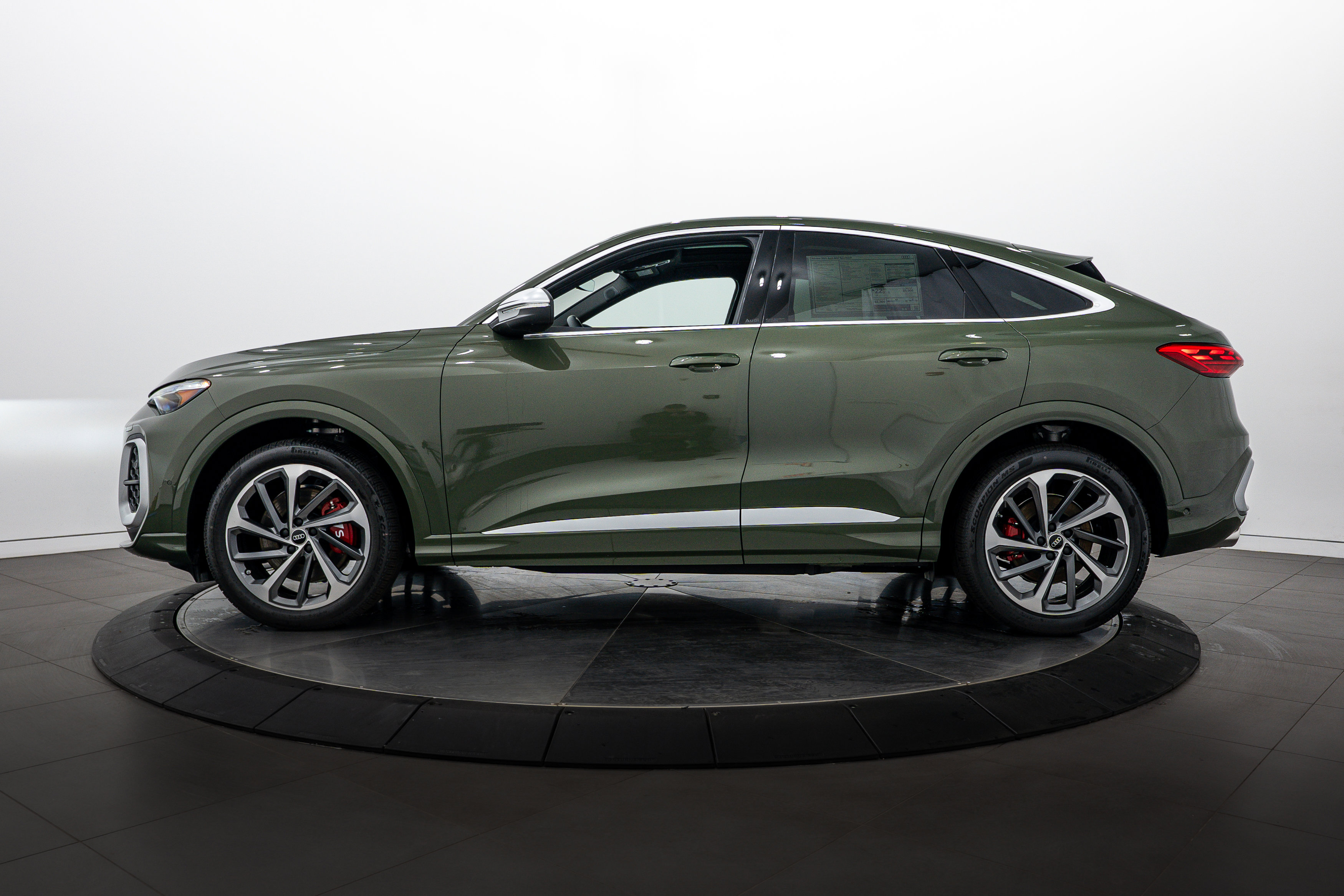 2025 Audi SQ5 Premium Plus photo 3