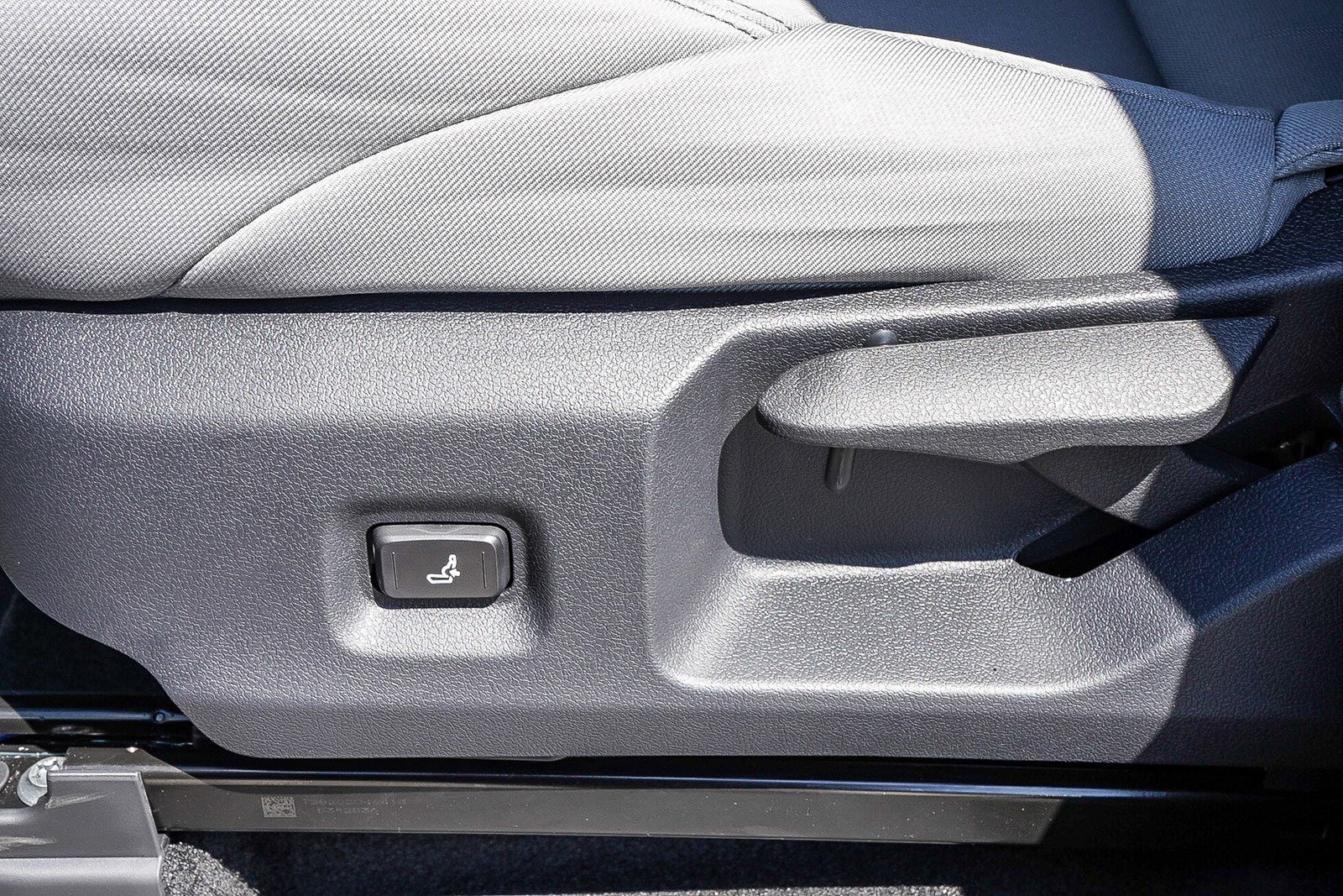 2025 Toyota Tacoma SR5 photo 20