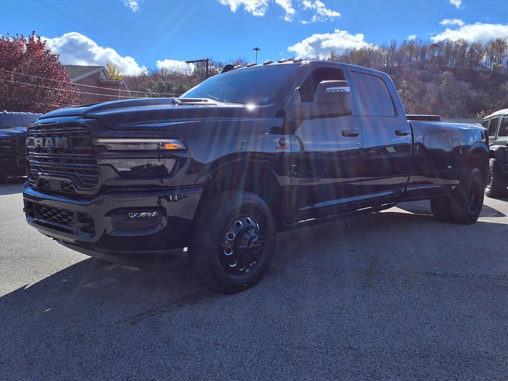 2026 Ram 3500 Laramie photo 4