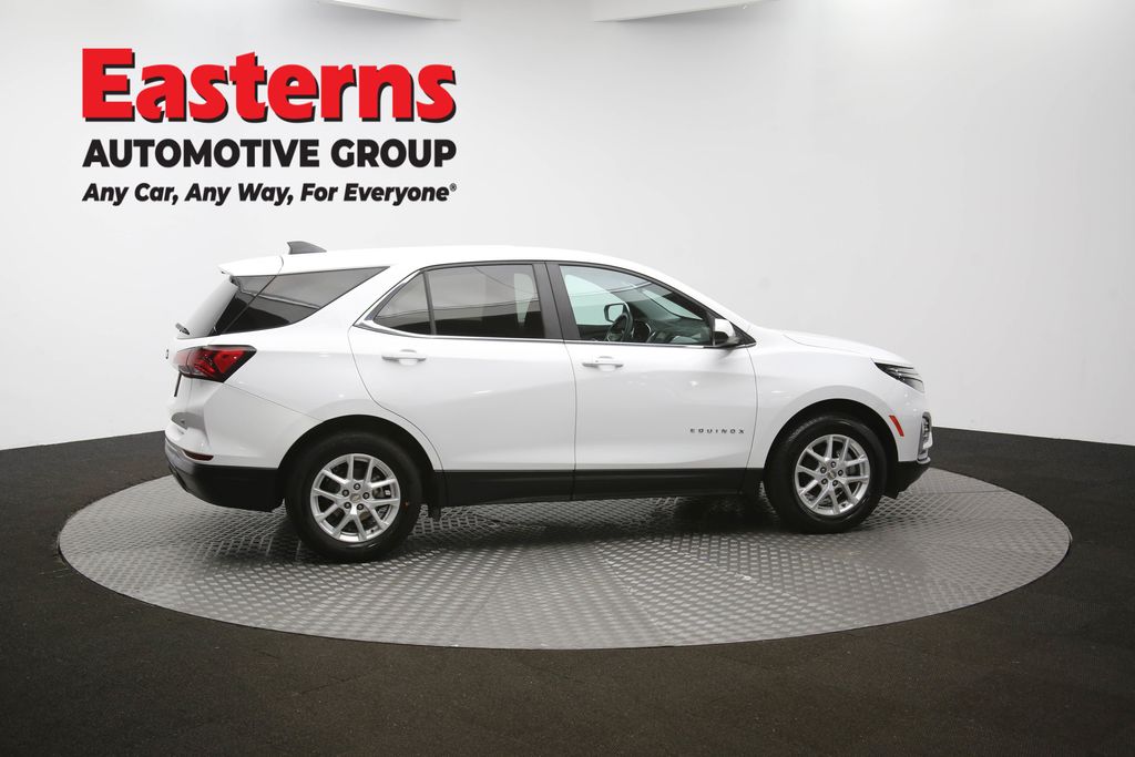 2023 Chevrolet Equinox LT photo 29