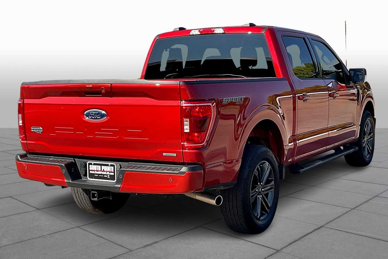 2023 Ford F-150 XLT photo 12