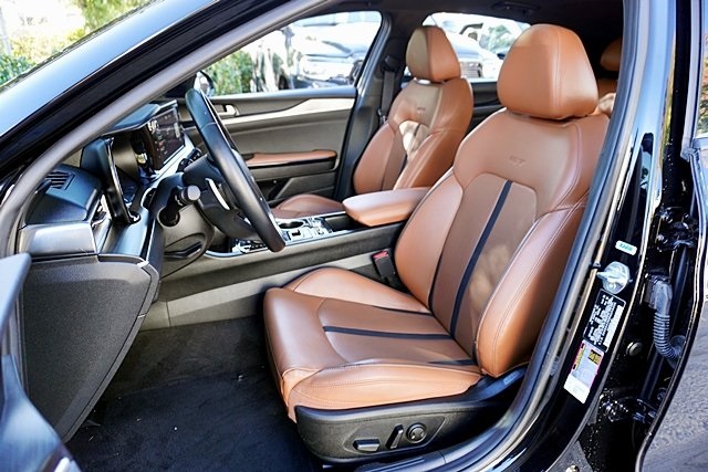 Used 2024 Black Kia GT image 13