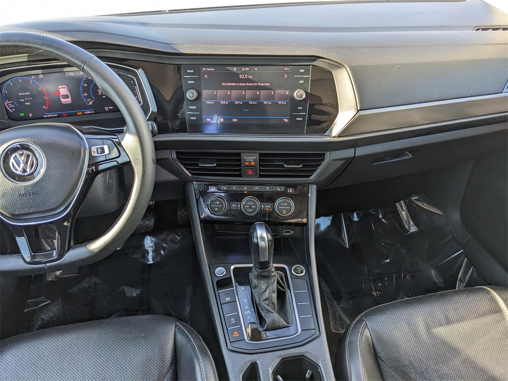 2020 Volkswagen Jetta SEL Premium photo 13